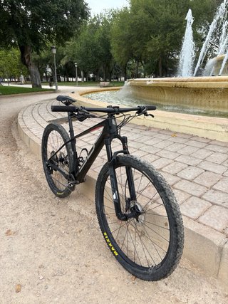 Bicicleta Scott Superior Team 29 Elite Carbono