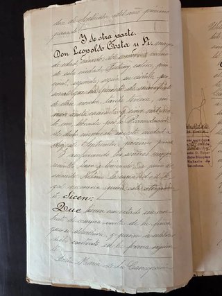 Escritura Compra-venta 1929. Muchos sellos.