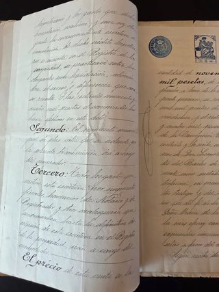 Escritura Compra-venta 1929. Muchos sellos.