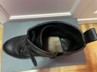 Botines negros Bershka con cordones y tacón