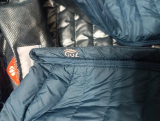 Plumas Columbia Talla L Azul