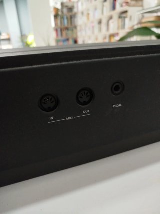 Piano Digital Yamaha P70 - 88 Teclas