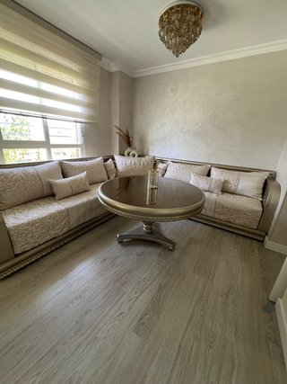 Sofá árabe marroquí beige + mesa de centro