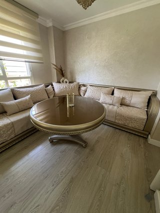 Sofá árabe marroquí beige + mesa de centro
