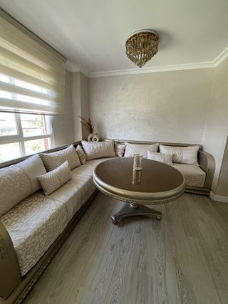 Sofá árabe marroquí beige + mesa de centro