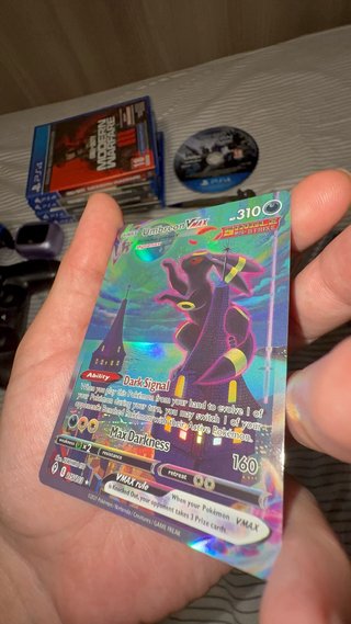 Umbreon VMAX 215/203 Carta Pokémon
