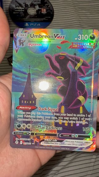 Umbreon VMAX 215/203 Carta Pokémon