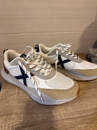 Zapatillas Munich Loop 05 Beige/Blanco
