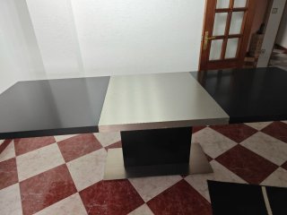 Tavolo da pranzo nero e argento