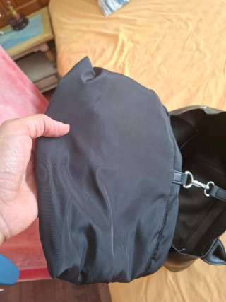 Bolso de mano negro