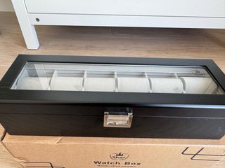 Relojero de madera negro para 6 relojes