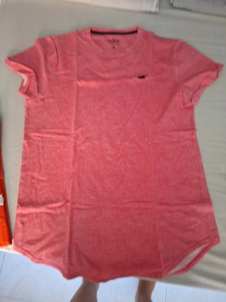 Camiseta Hollister Roja Talla L