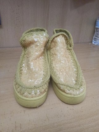 Botas con lentejuelas amarilla talla 36