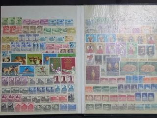 Colección de más de 3.000 sellos mundo. Ver imagen