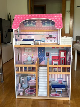 Casita de muñecas de madera Eurekakids