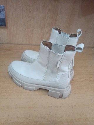 Botines blancos talla 36