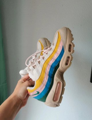 Nike Air Max 95 "Rise and Unity