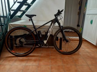 KTM Macina 292 2021 Carbono