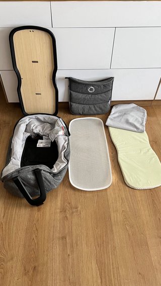 Pack Bugaboo Fox 2: Silla, Capazo y Accesorios