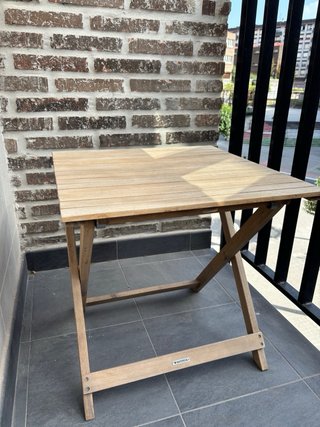 Mesa de jardín plegable de madera