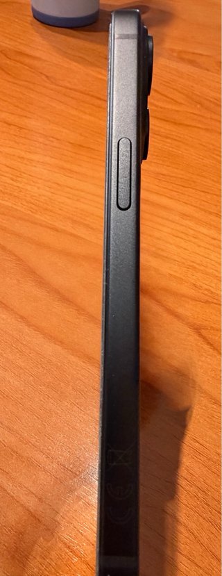 iPhone 15 256GB Space Gray