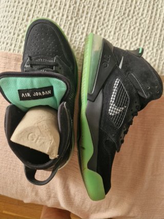 Jordan Mars 270 Negro/Verde