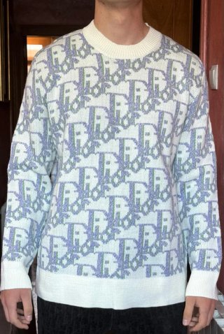 Jersey Dior Blanco y Morado