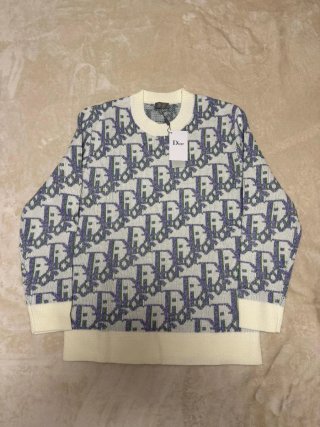 Jersey Dior Blanco y Morado