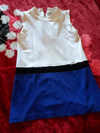 Vestido corto beige y azul