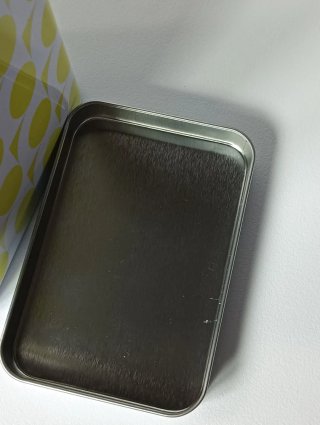 Lata Metálica IKEA TRIPP Vintage