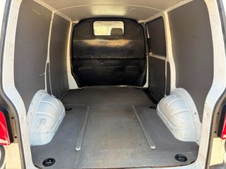 VW Transporter T6.1  Furgón 3 plazas