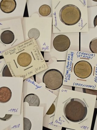 Collezione di 100 monete incapsulate