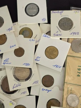 Collezione di 100 monete incapsulate