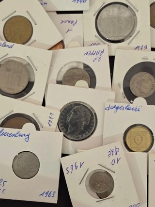 Collezione di 100 monete incapsulate