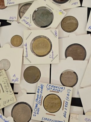 Collezione di 100 monete incapsulate