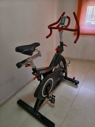 Bicicleta Spinning Vixxon Negra y Roja