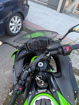 Moto Kawasaki Ninja 650 KRT 2018 CARNET A2