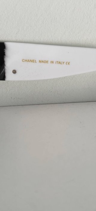 Gafas Chanel de Mujer – Blanco y Negro