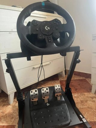 Volante Logitech G923 con Pedales y Soporte