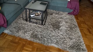 Alfombra IKEA gris pelo largo
