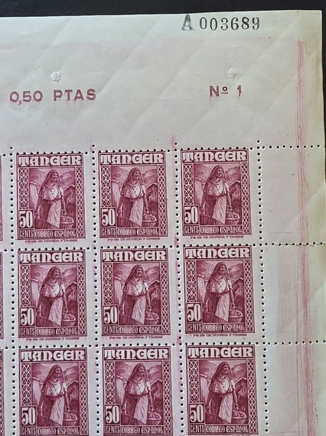 Pliego completo de 100 sellos Tánger de 50 c. 1927