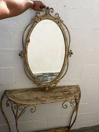 Mesa consola y espejo forja beige/dorado