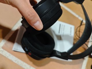 Auriculares Sony Inalámbricos RF811RK