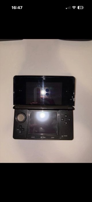 Nintendo 3DS Negra con Accesorios