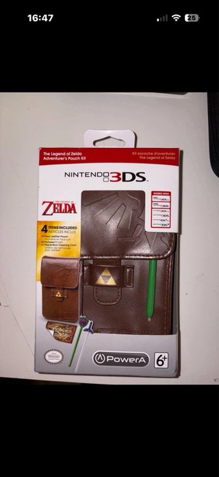 Nintendo 3DS Negra con Accesorios