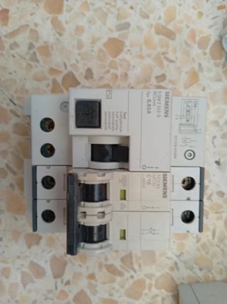 Interruptor Siemens 2 polos 16A RCUnit