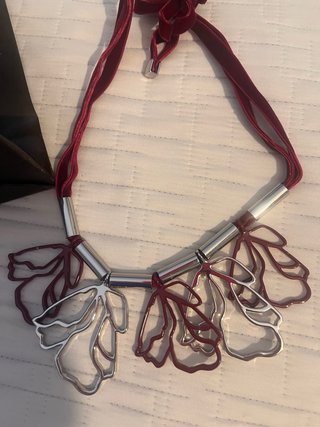 Collar Adolfo Dominguez Burdeos y Plata