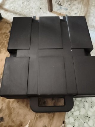 Maquina Olivetti Lettera 35 con su maletín negro