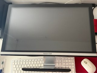 Monitor Packard Bell 24 pulgadas con altavoces