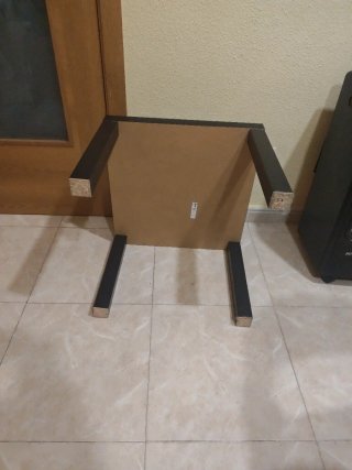Tavolino nero Ikea